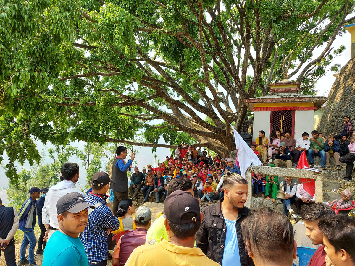 मुसीकाेटमा माओवादी केन्द्र र नेकपा एसकाे संयुक्त चुनावि अभियान सुरु 